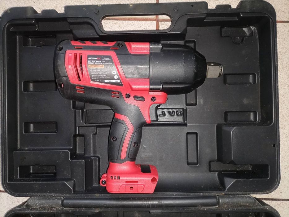 Для фур Квадрат 1/2Гайковерт  аккумуляторний EARTHQUAKE XT EQ12