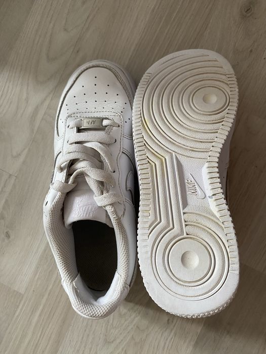 Кросівки унісекс 35.5р21.5см Nike Air Force1 шкіра originaj Найк Форс