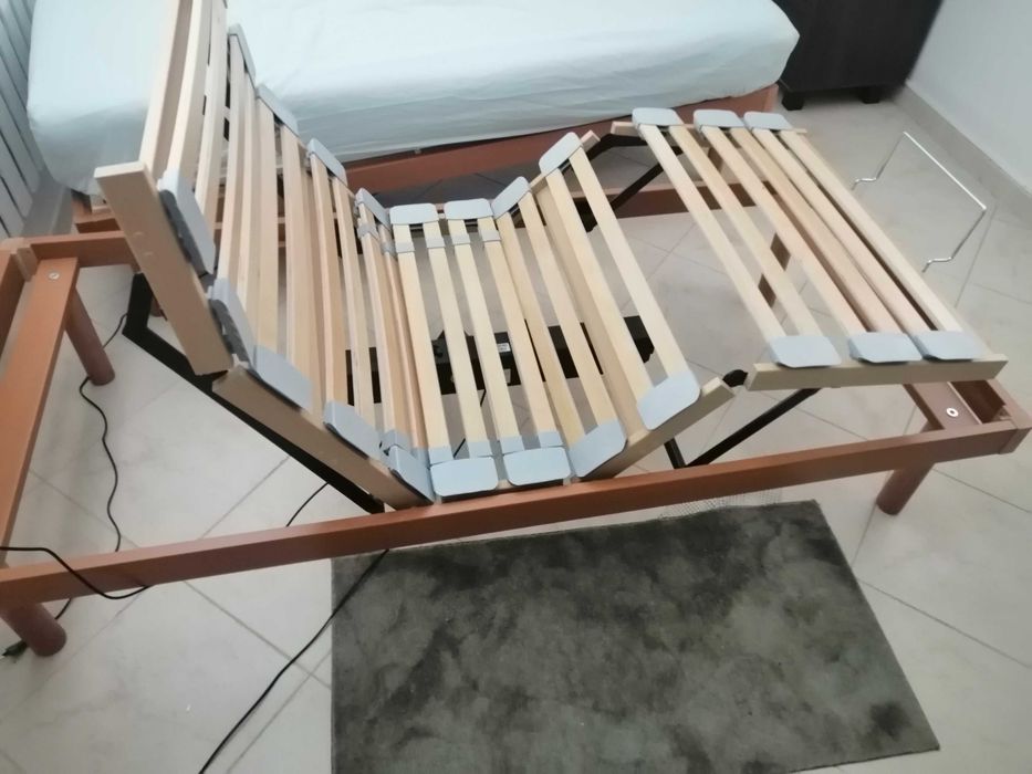 Cama articulada c/colchão como nova tem 3 meses