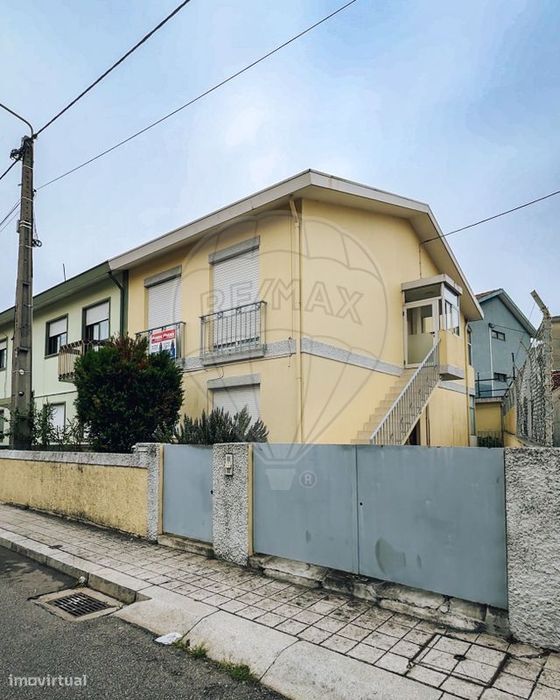 Moradia T2 para venda