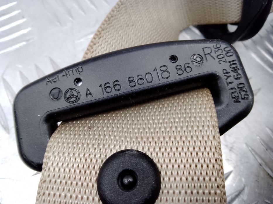 Ремень безопасности задний правый A16686018867F03 для Mercedes Benz X1