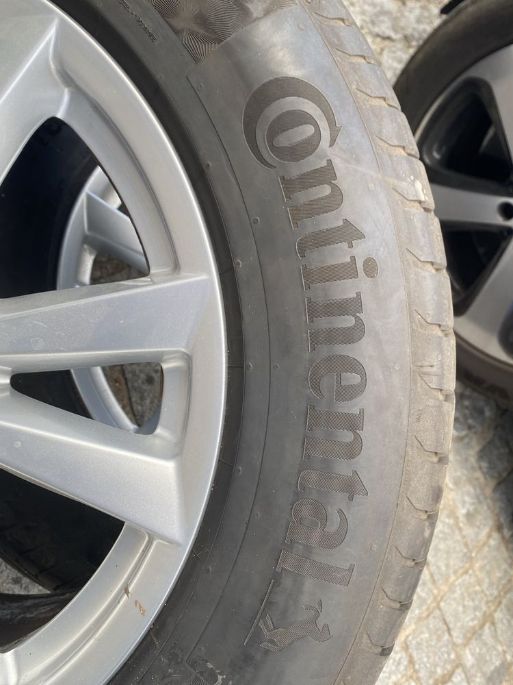Pneus BMW 255/55 R18 Y XL Continental