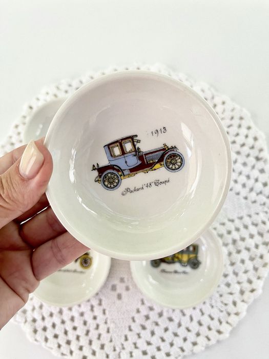 Вінтажні розетки “historische automobile” helmut krüger попільнички