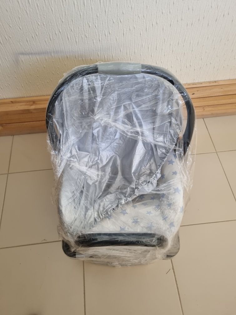 Ovinho bebé +carrinho+base auto chico