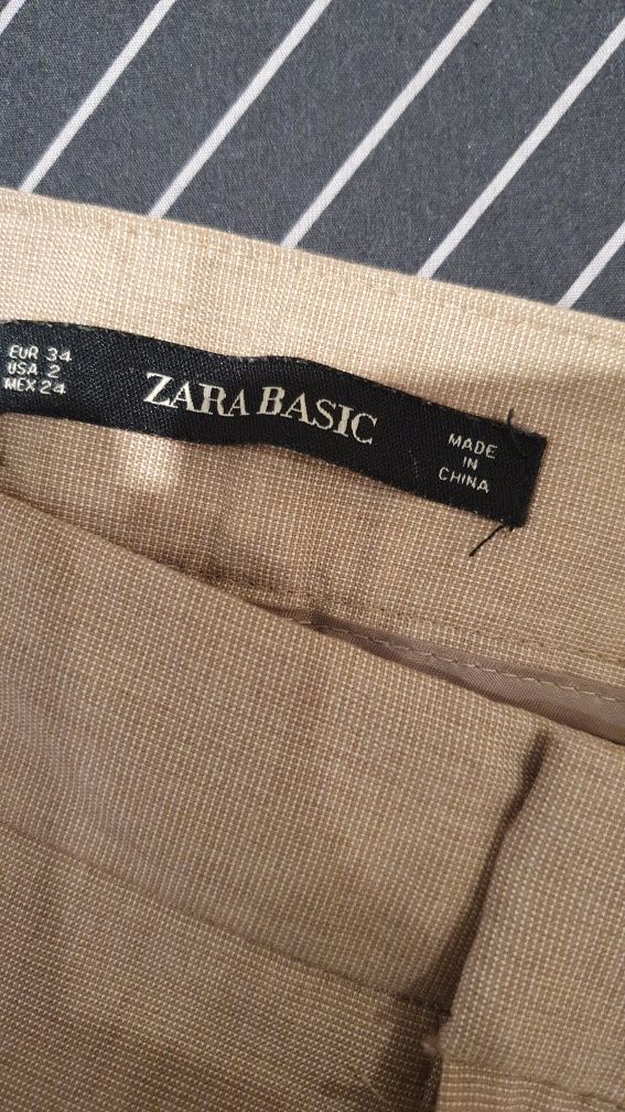 Calça de senhora Zara Basic