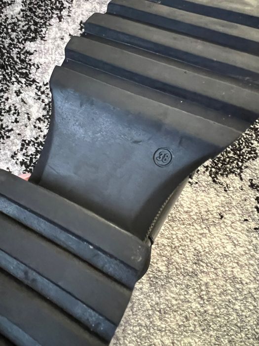 Продам трендові зимові жіночі челсі