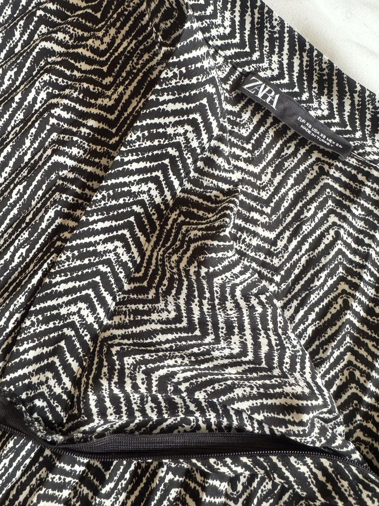 Spódnica maxi plisowana Zara