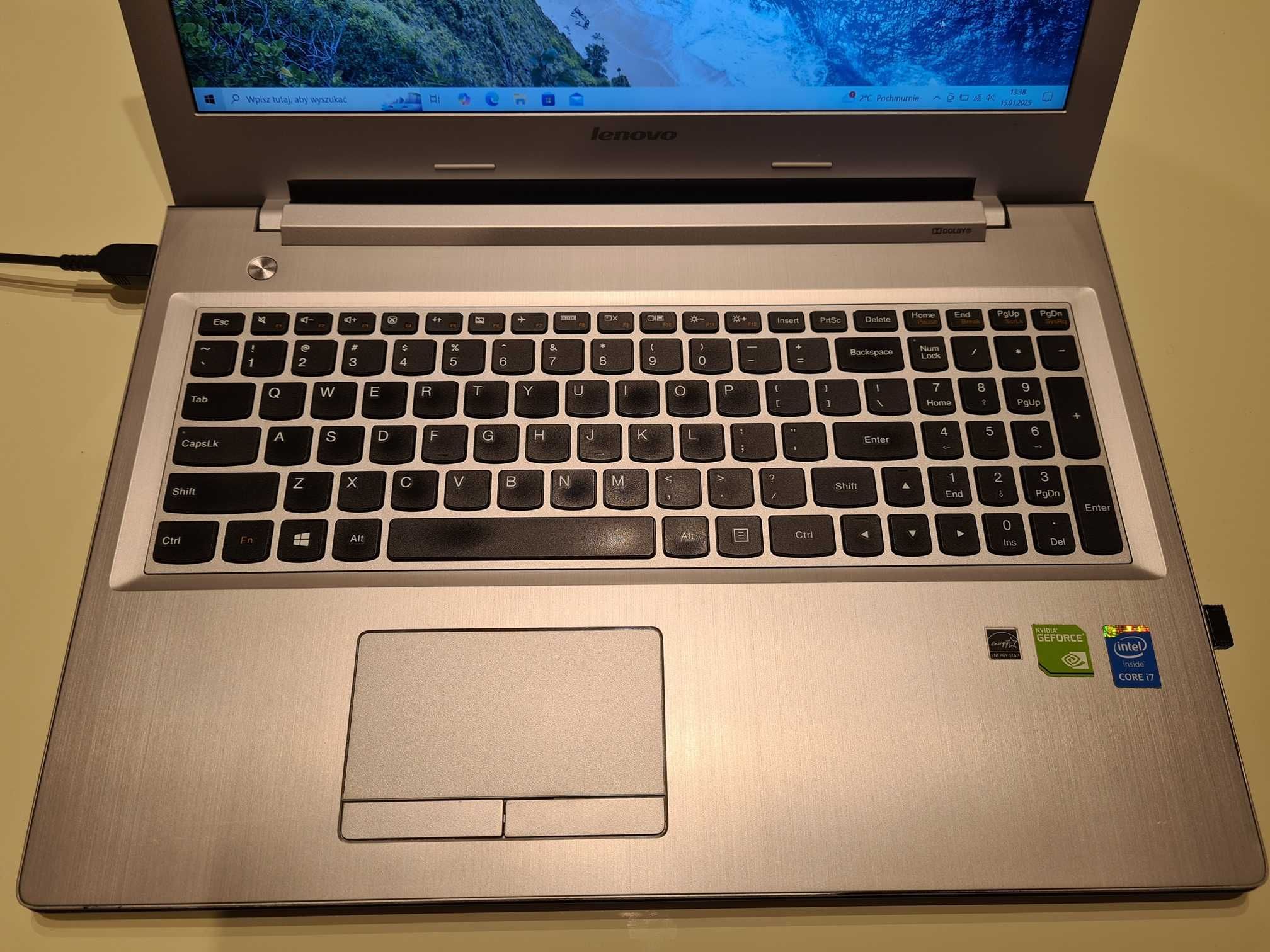 Laptop Lenovo Intel Core i7, 8 GB RAM, dysk SSD 512 GB, grafika NVIDIA
