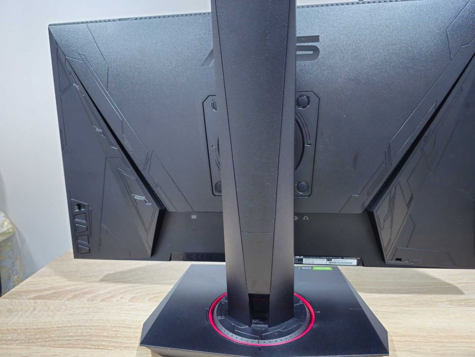 Monitor para Venda - ASUS VG248QG - 24”