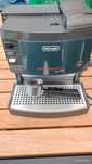 Ekspres kolbowy DeLonghi że spieniaczem , ideał, wszystko w komplecie