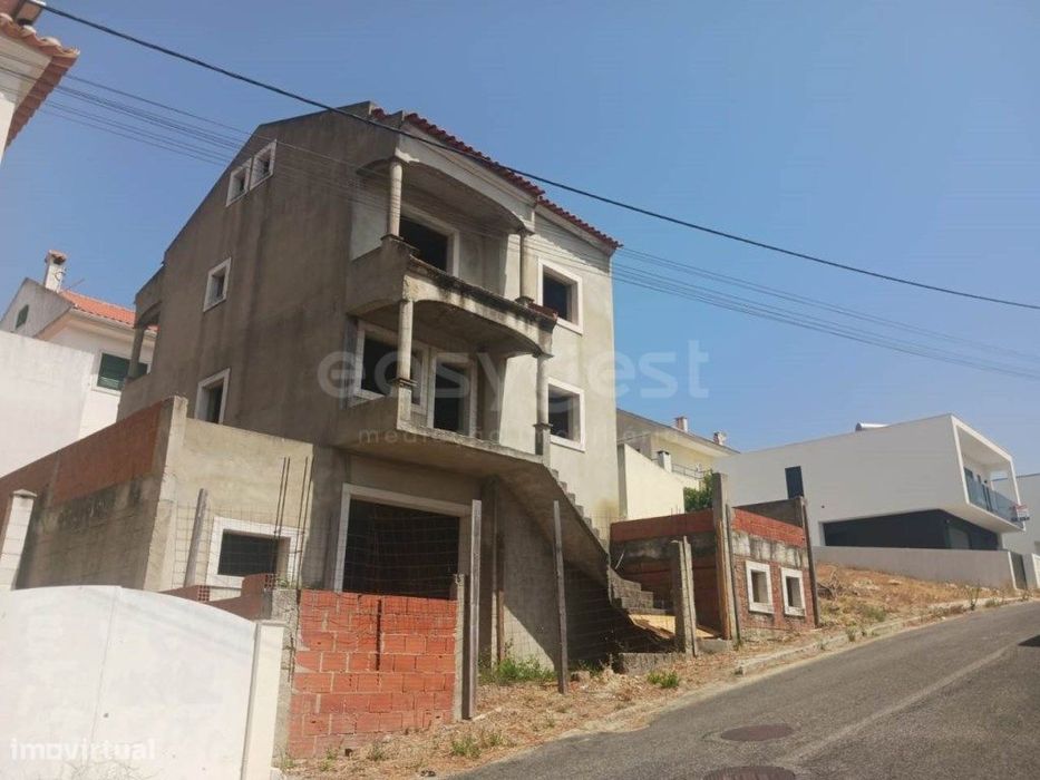 Moradia T3+1 - Zona Alta de Aracena- Espardela, Alverca do Ribatejo
