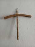 Cruzetas/cabides antigos