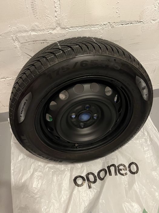 Oryginalne Koła 15 Toyota Yaris III 4x100 opony zimowe 175/65/15  54.1