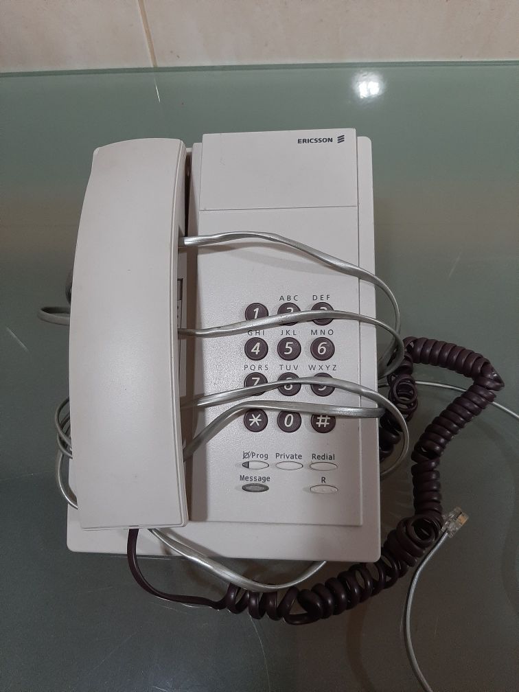 Telefone moda antiga