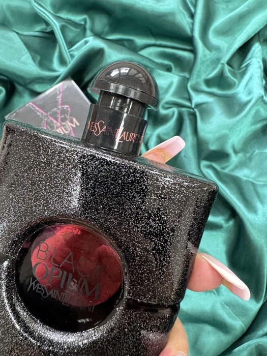 Black Opium Neon EDP 90 ml