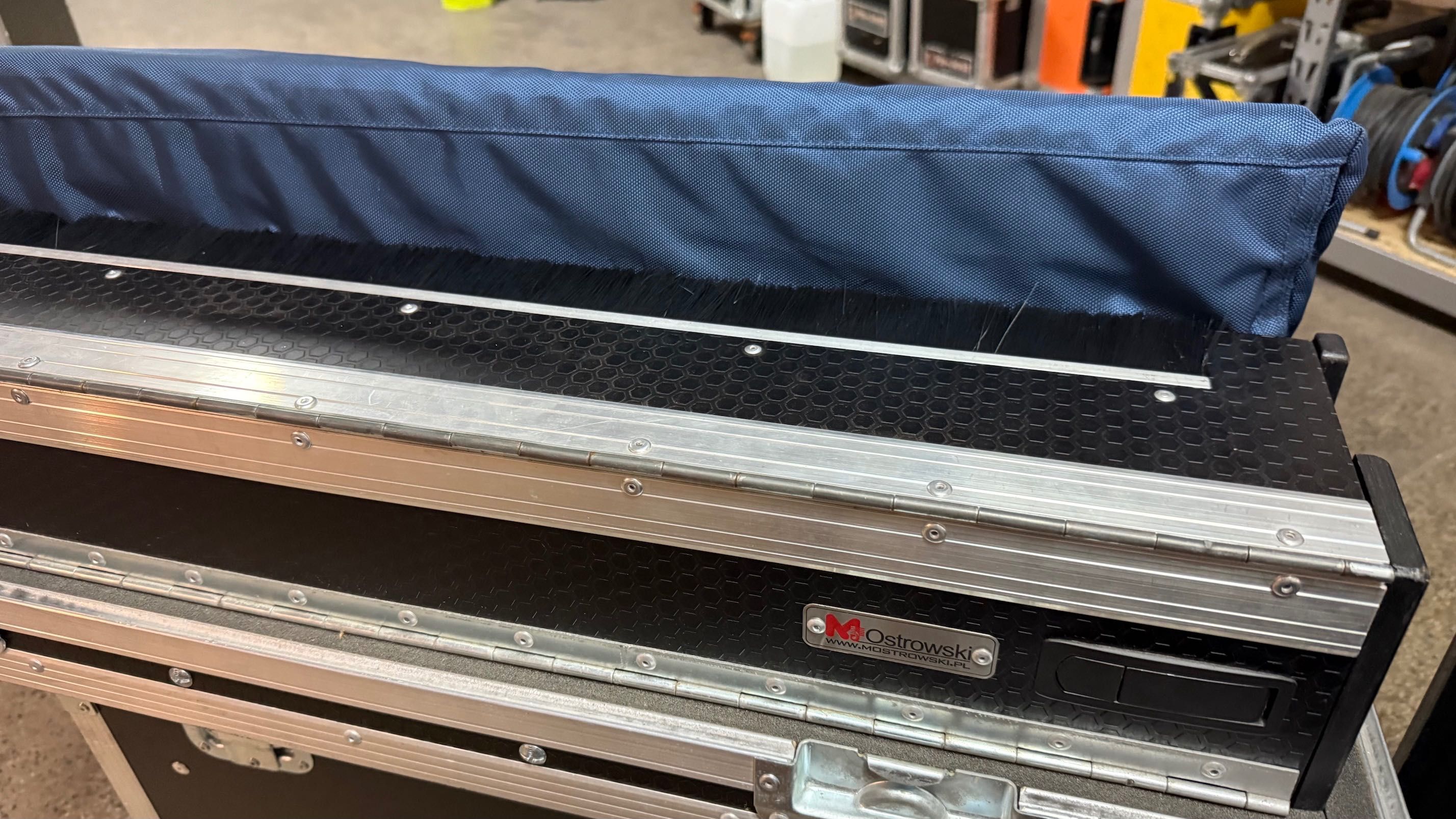 Mikser Yamaha QL 5 + case Stan Bardzo dobry