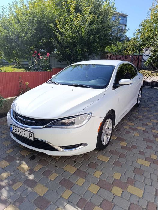 Авто  Chrysler 200