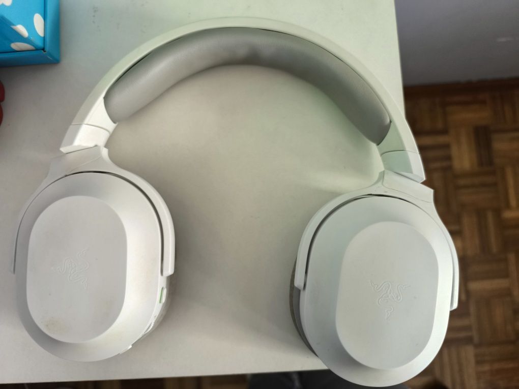 Razer barracuda X wireless
