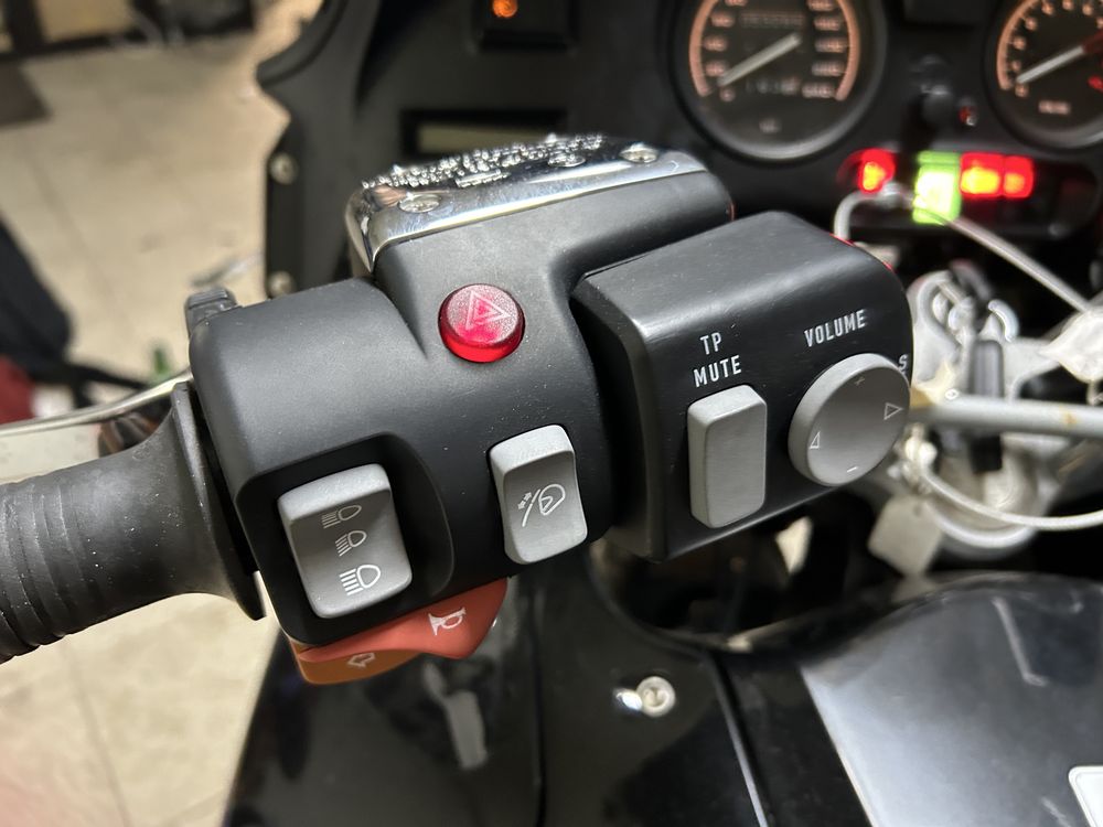 BMW R1150RT acidentada R850RT R 1150 para pecas RT 1150