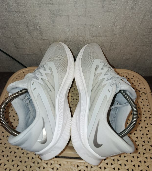 Кросівки фірми Nike 40 розміру