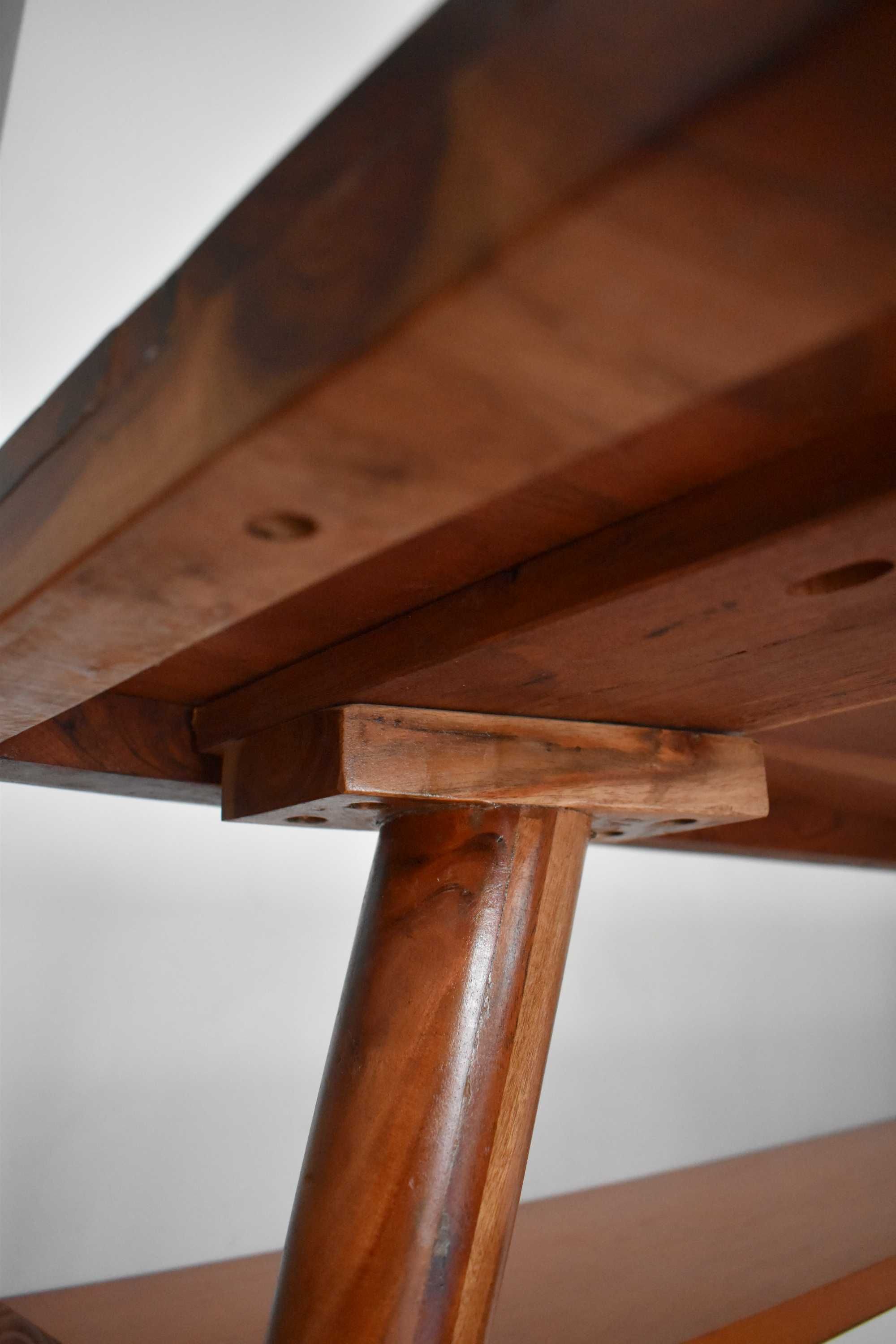 Vendo mesa de jantar madeira acácia ÓTIMO ESTADO