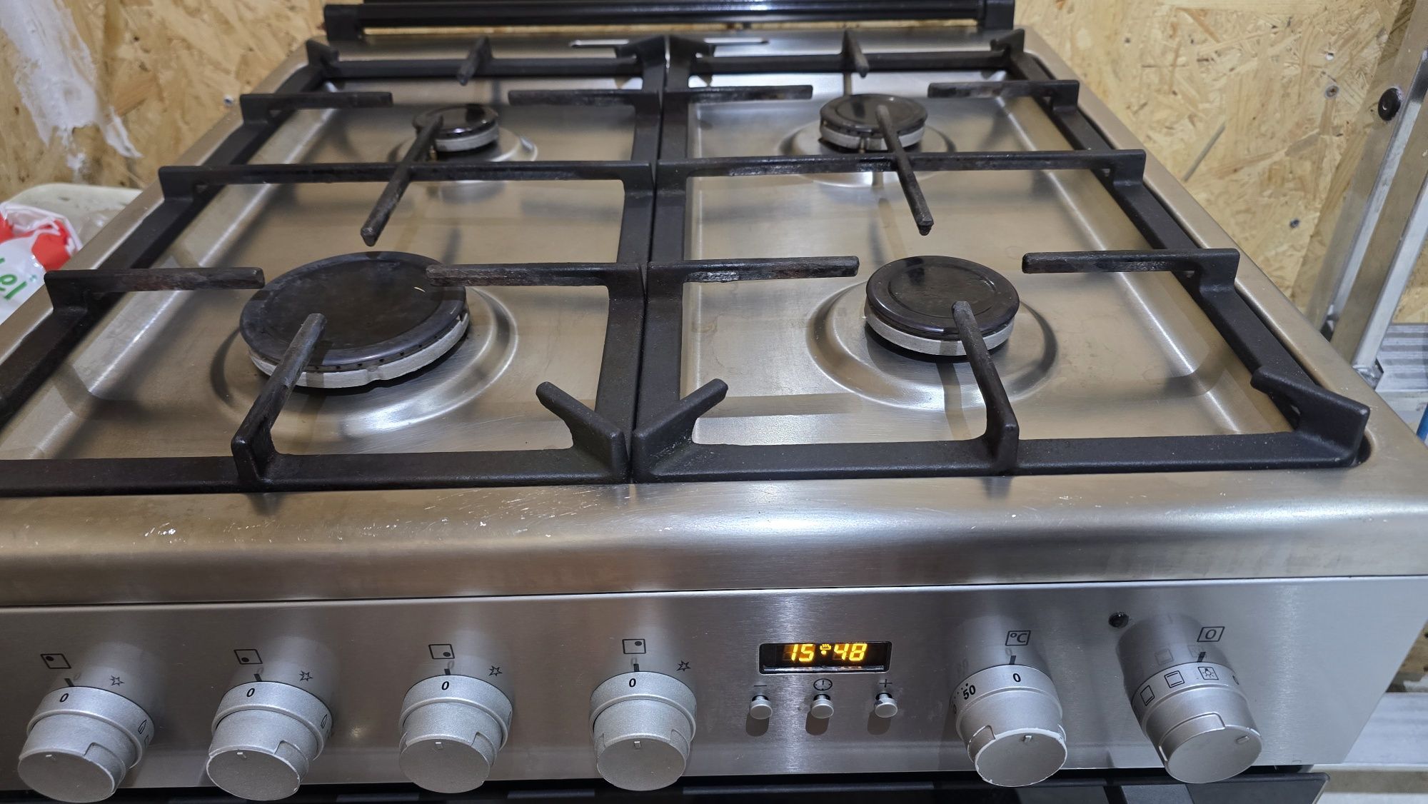 Kuchenka gazowo elektryczna electrolux