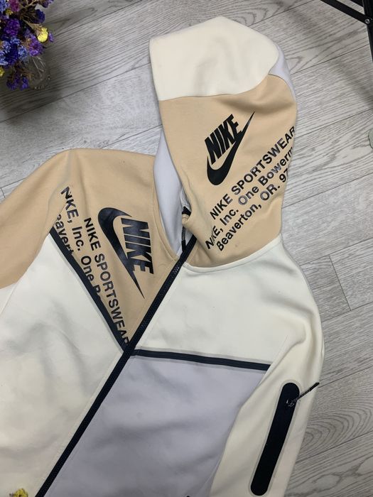 Зипка Nike Tech Fleece новых колекций оригинал