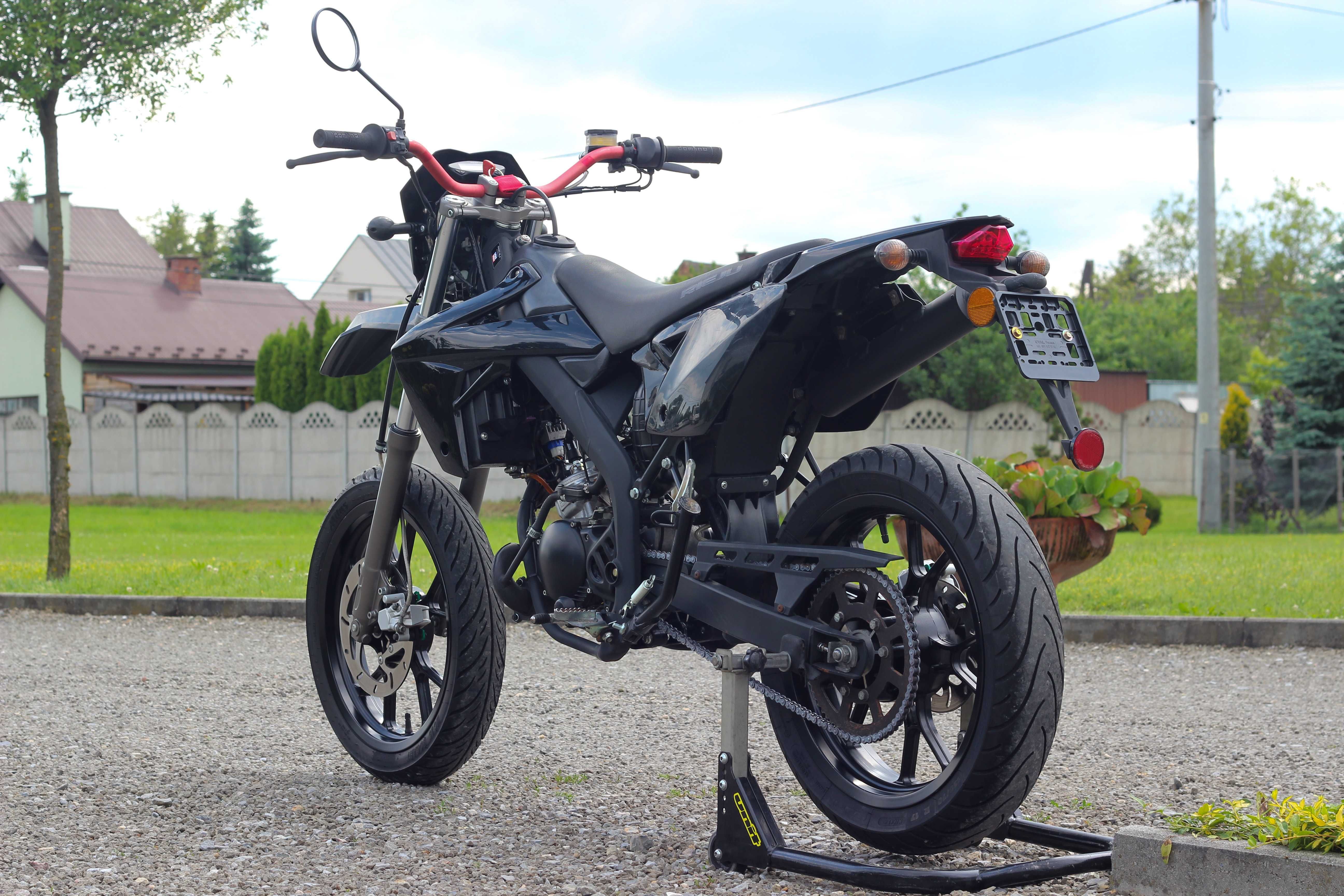 Rieju MRT 50 ! MRT50 ! 50ccm ! 2T ! 2019r ! Full Black ! 25 785 KM !
