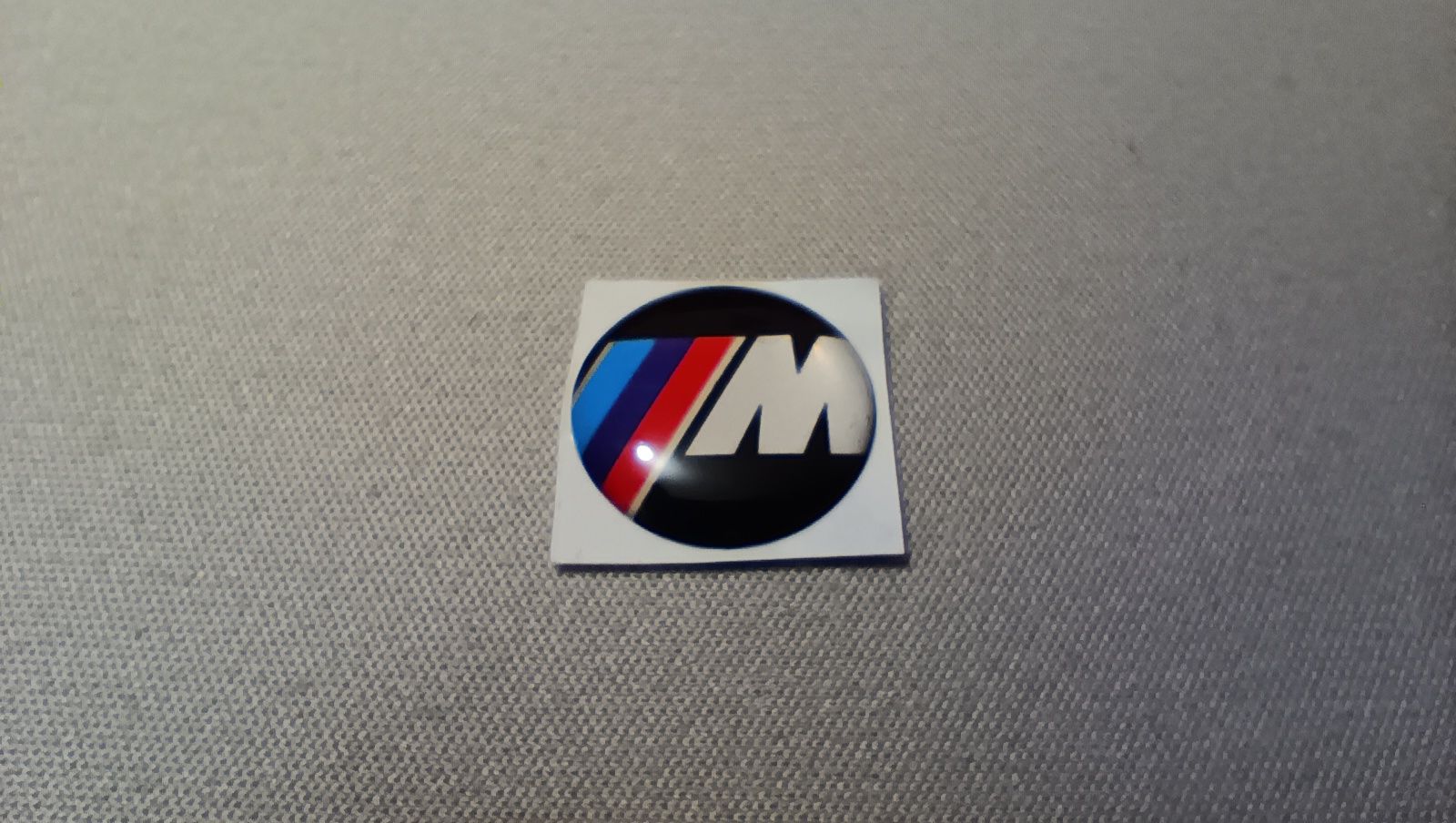 Силіконова наклейка BMW M (14 mm)