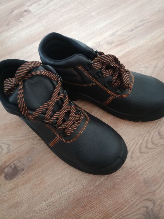 Buty robocze trzewiki wzmocnione czubki 40