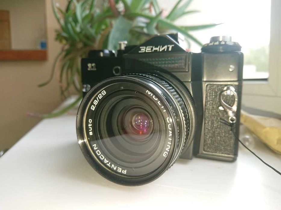Pentacon auto 29 mm; f2.8 Multi Coating M42