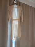 Robe Noiva simples cor Pérola tamanho E, tipo seda/Cetim