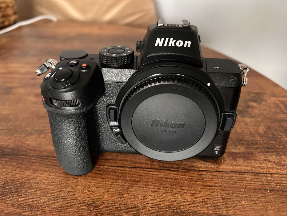 Nikon Z5 - przebieg 30 tyś, zadbany