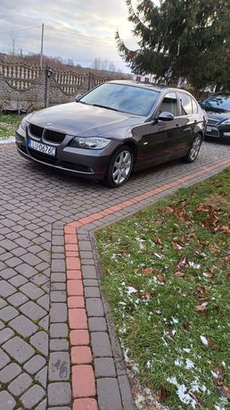 Sprzedam bmw e90 2.5i