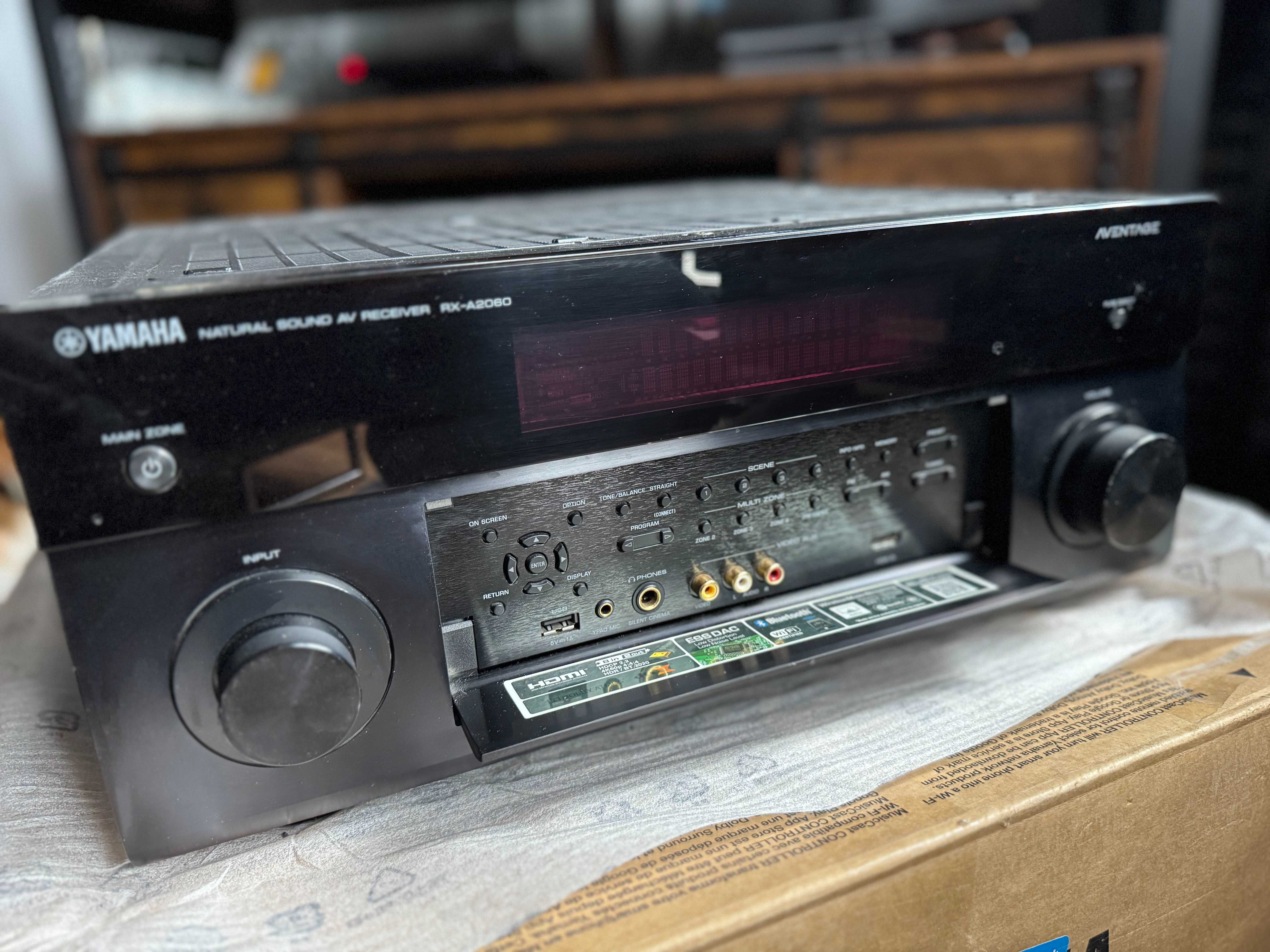 YAMAHA RX-A2060 Amplituner kina domowego