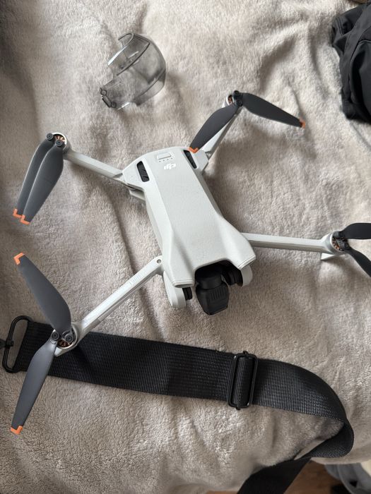 Dron Dji mini 3 + dodatki