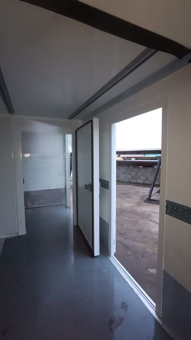 Kontener do rozbioru mięsa / Kontener gastronomiczny / Mobilna masarni