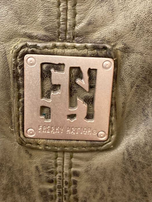 Blusão Pele Biker Style Ideal para a sua Mota Unissexo Veste M