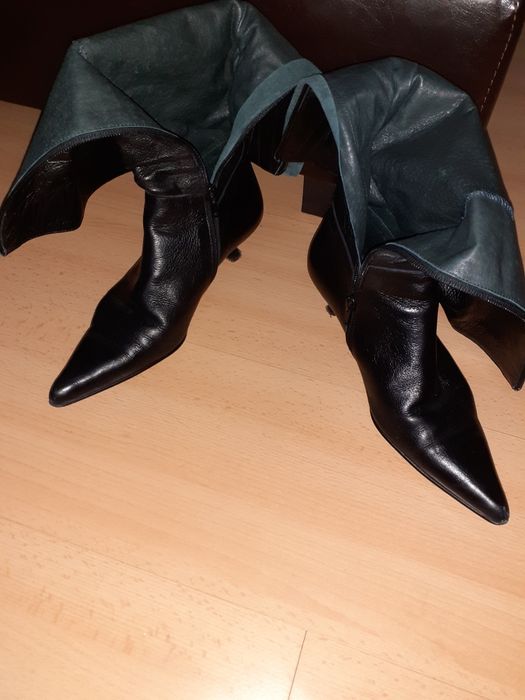 Botas Mulher de cano alto em pele