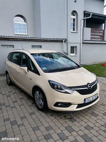 Opel Zafira 2018 rok, pierwszy własciciel w kraju - po wymianie filtrów i oleju