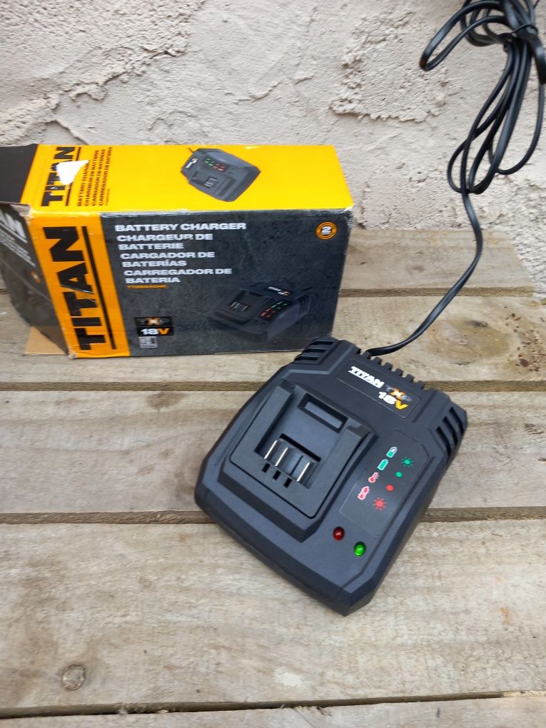 Ładowarka Titan 18V li-ion TXP standard