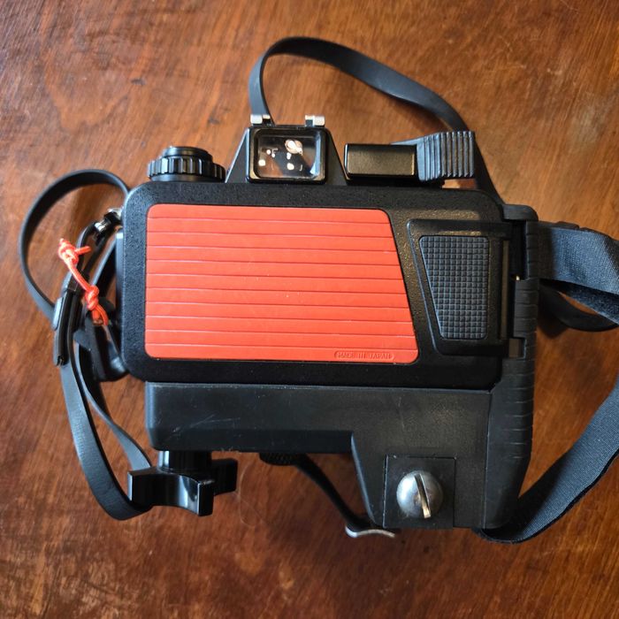 Nikonos “V” - Câmara subaquática de 35mm