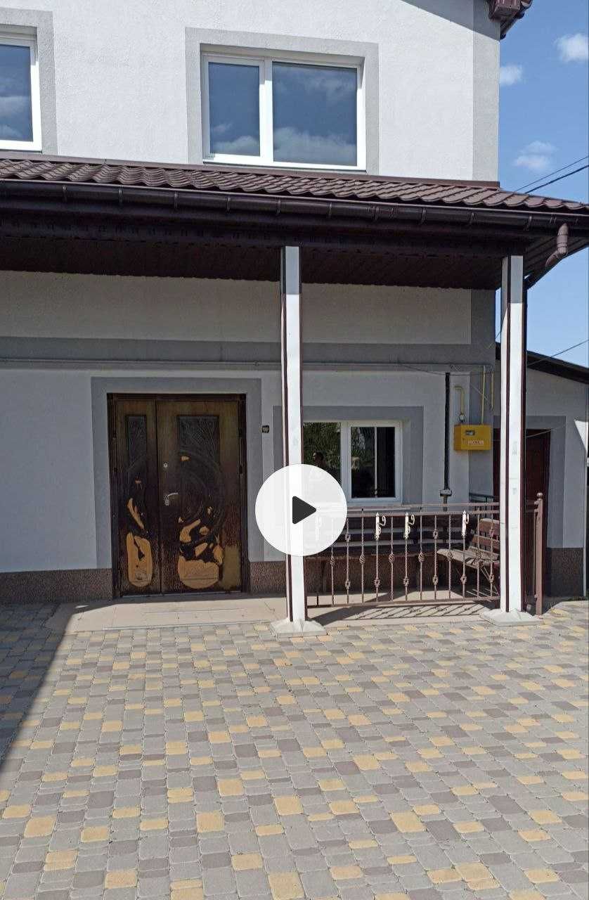 Продаж великого будинку у м. Біла Церква, район Залізничного селища