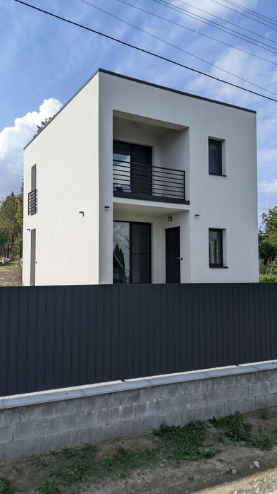 Будинок. Власник! Без комісії! Продаж  двоповерхового будинку  в мальо