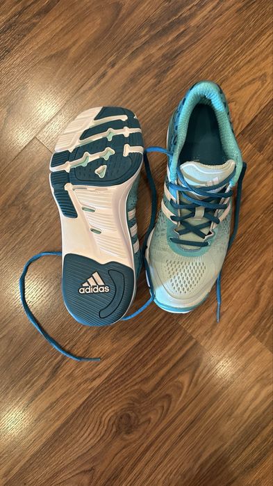 Кросівки adidas 8 розмір (25 см) для тренувань