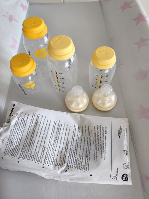 Bomba Swing Flex da Medela e biberões