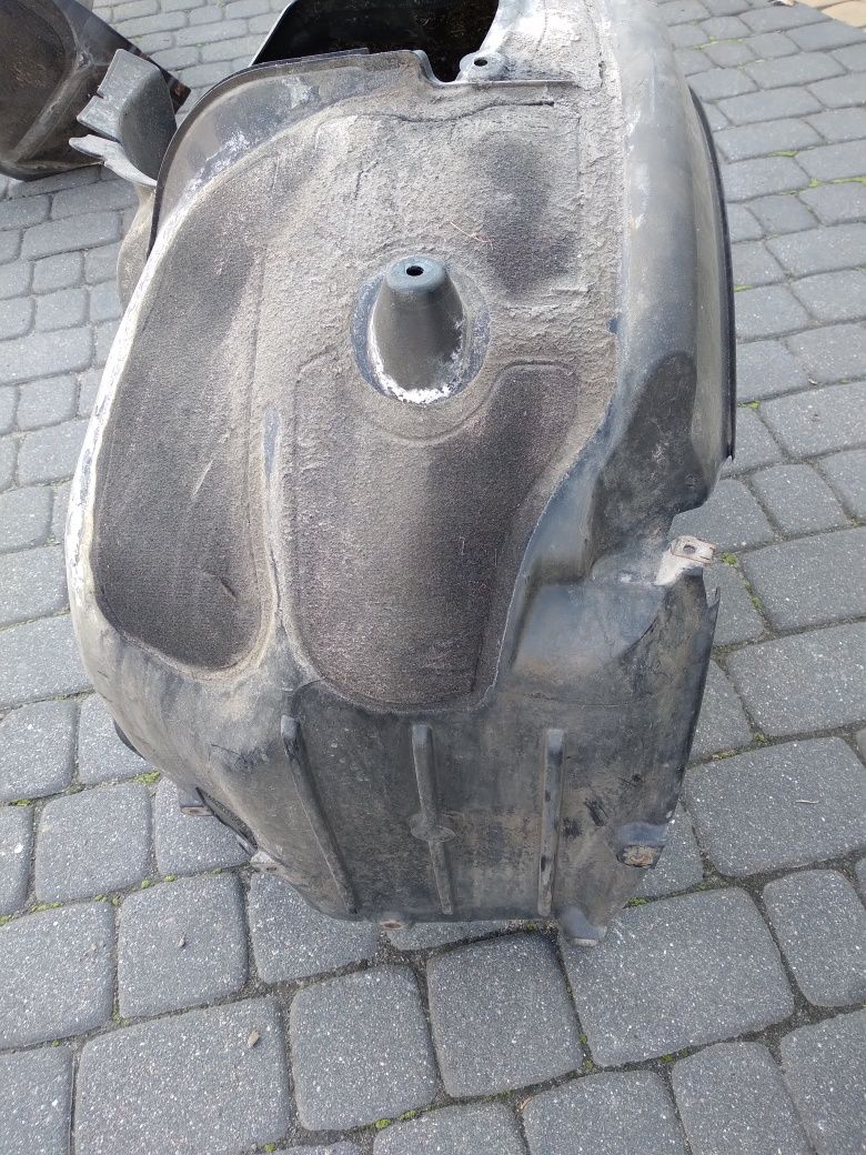 Nadkole prawe lewe przod przednie bmw e60 e61
