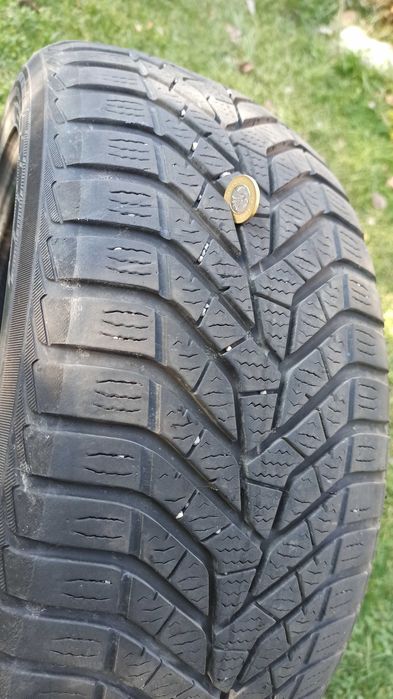 Opony zimowe Yokihams Bluearth Winter V905