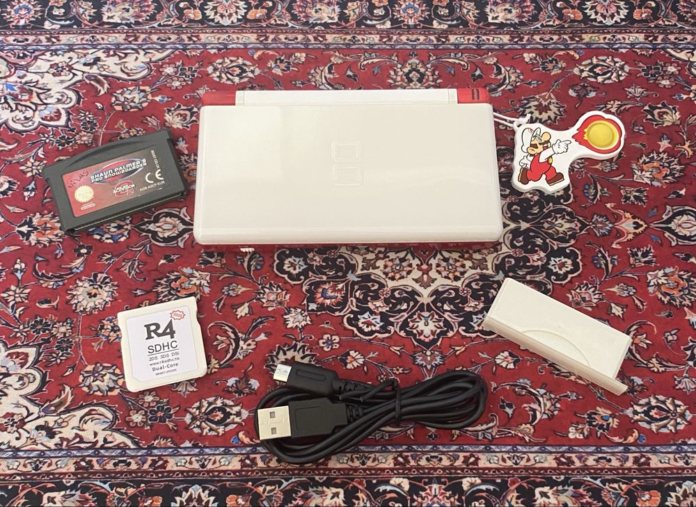Nintendo DS Lite