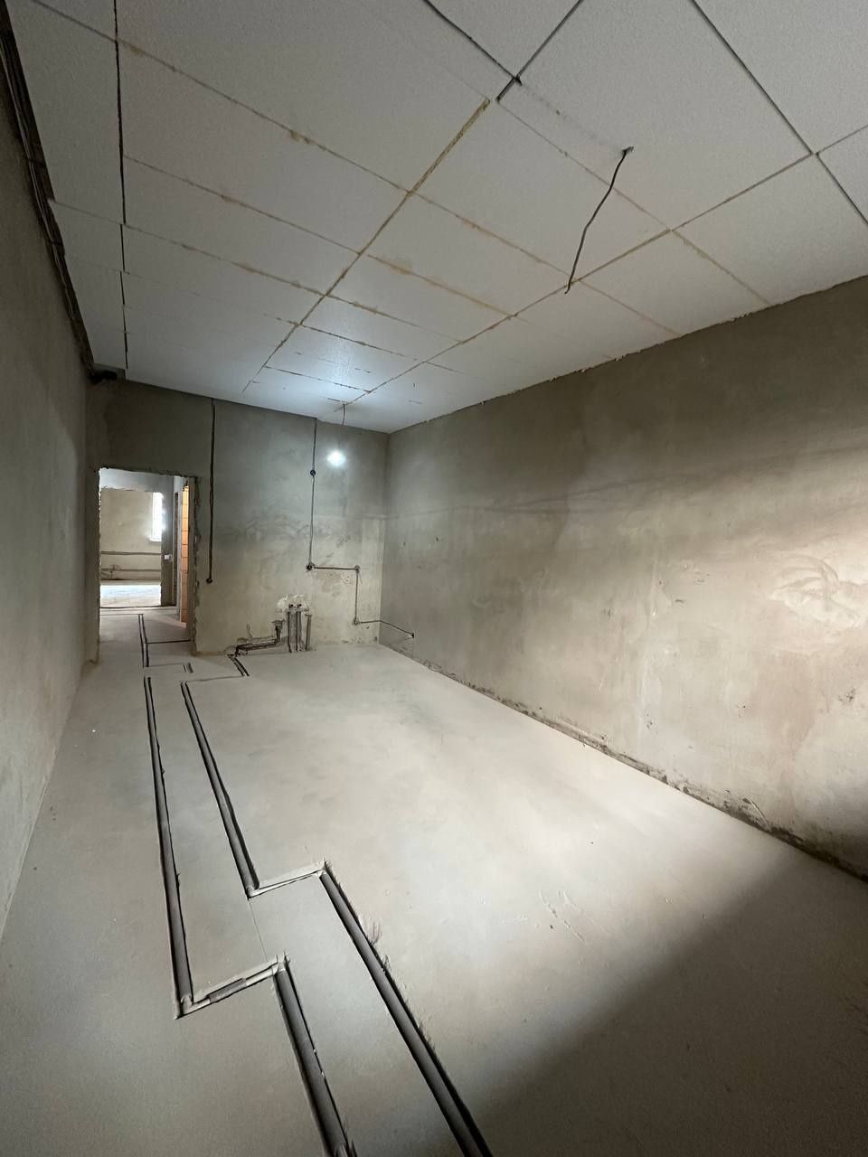 Продаж 2к квартири цоколь 63м2 з частковим ремонтом в Ірпені!